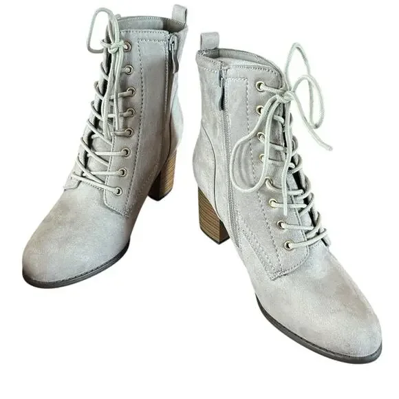 Journey Collection Baylor Lace Up Combat Heeled Bootie Gray NEW 8.5 WIDE - Picture 5 of 10